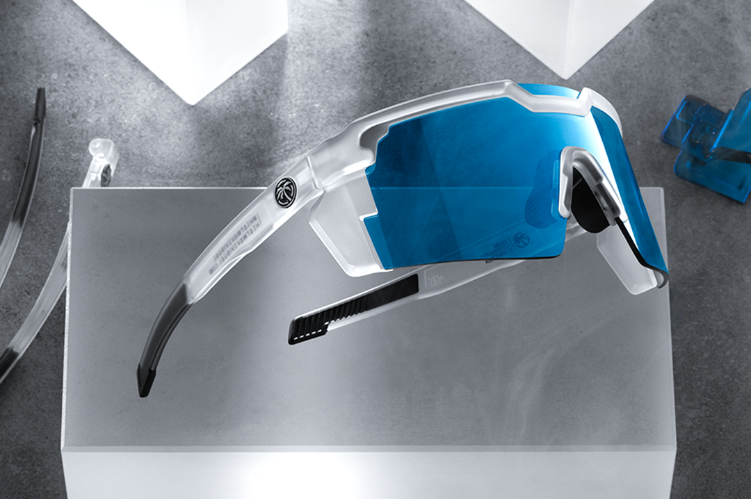 Heat Wave Visual Future Tech Vapor Frost Frame Coastal Lens sunglasses view 5