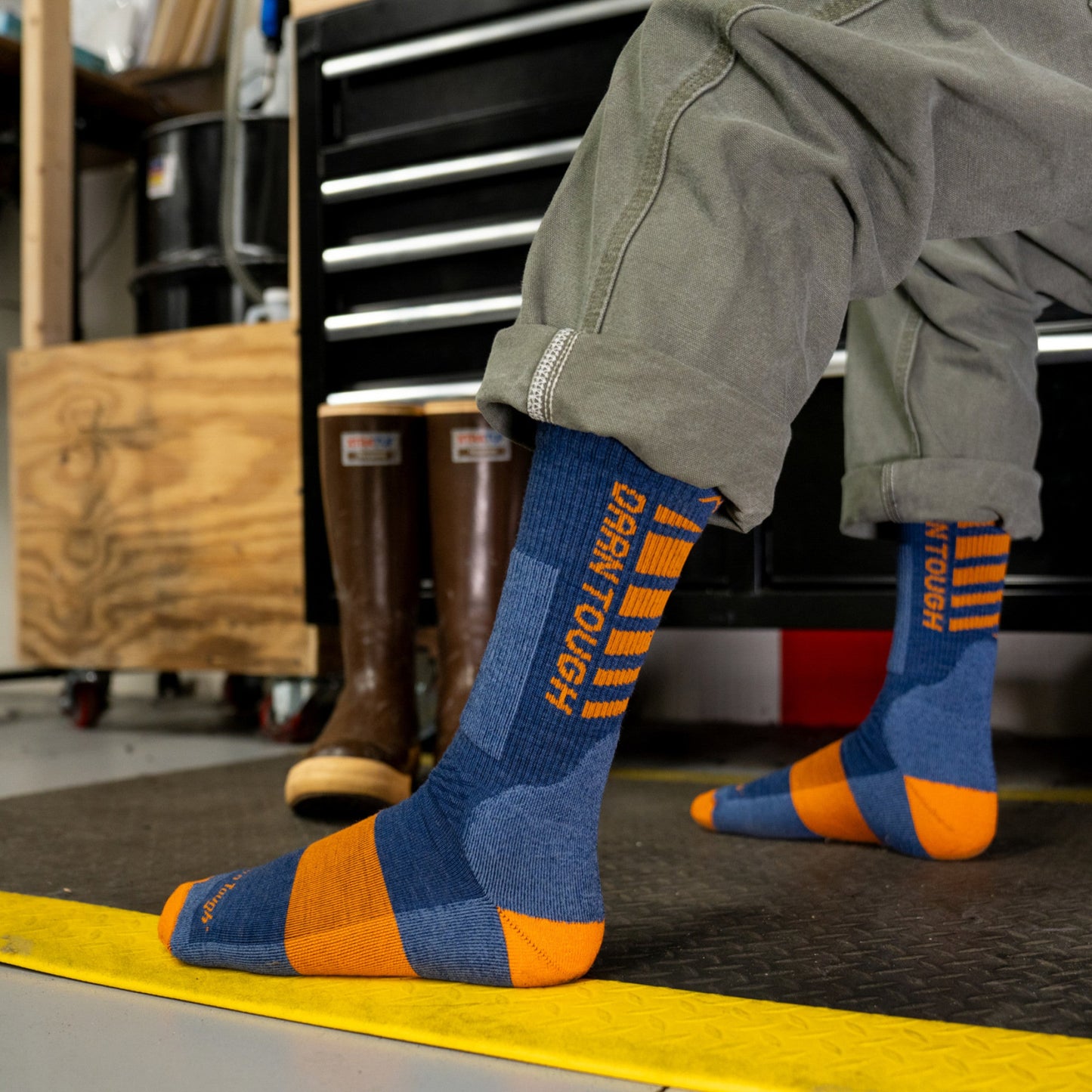 Men's Backbone Boot Midweight Work Socks
