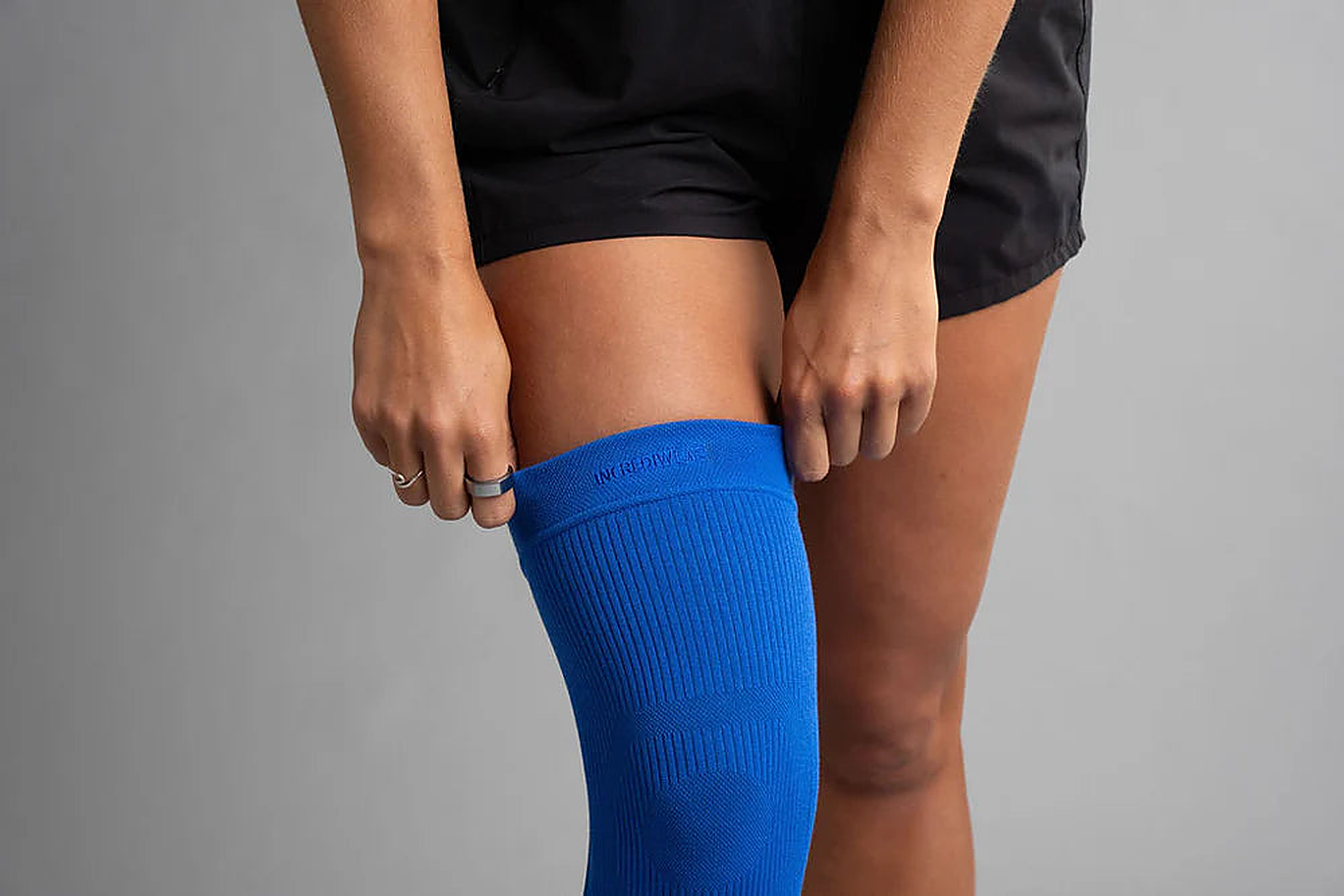 Incrediwear Knee Sleeve - detail view