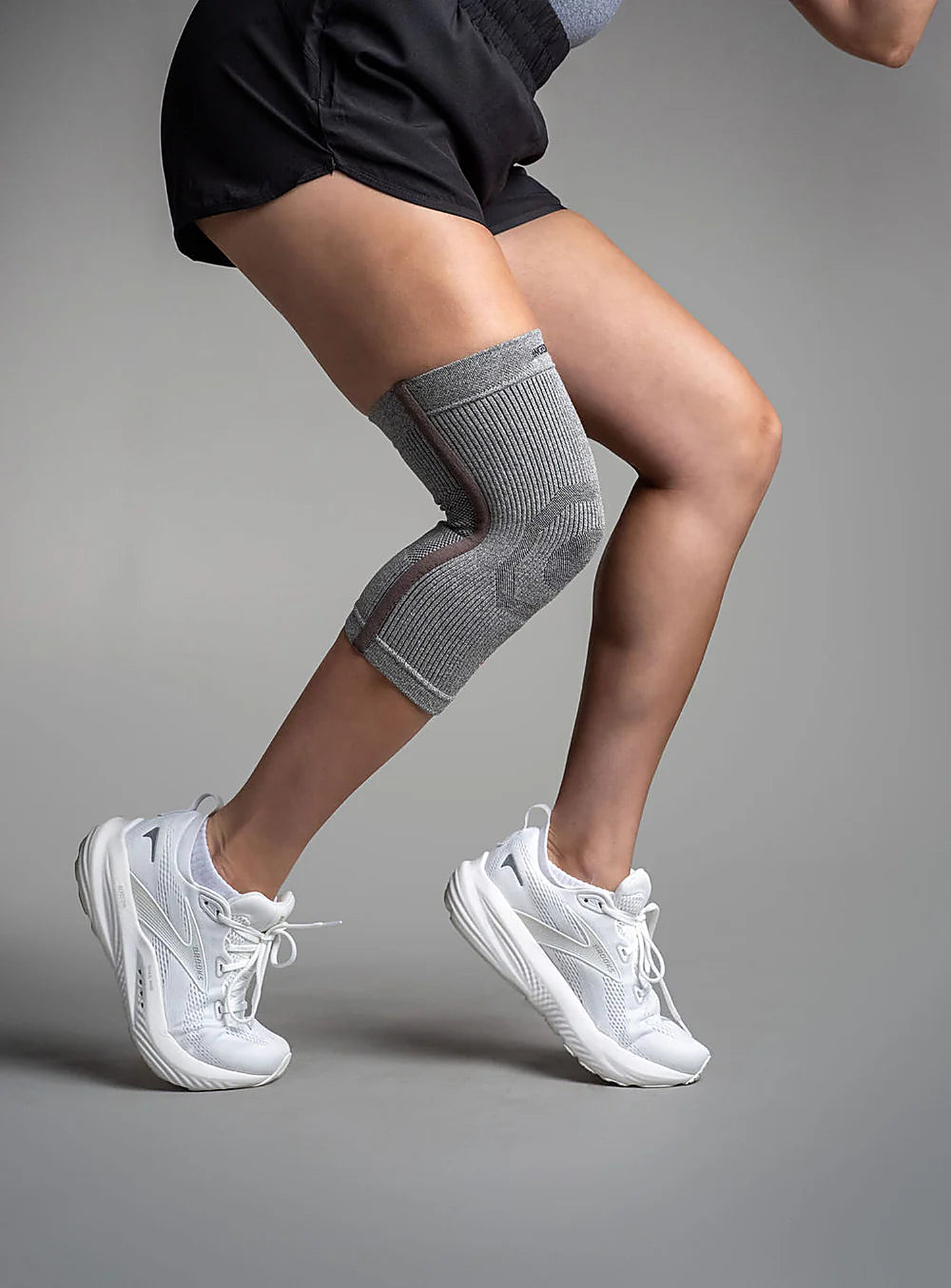 Incrediwear Knee Sleeve - close-up detail