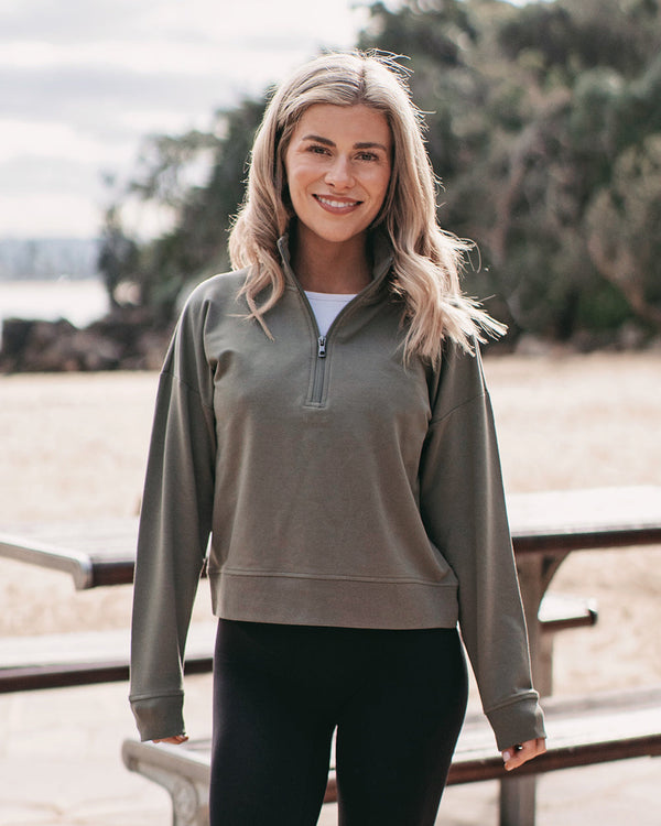 Women's Perform Quarter Zip