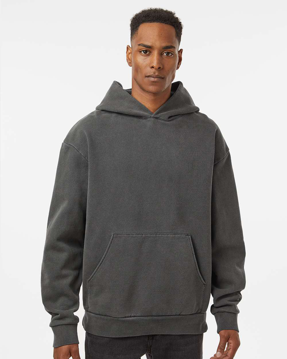 Independent Trading Company MAINSTREET 12.5oz/420gm Heavyweight Pullover Hood in Black — front view (2)