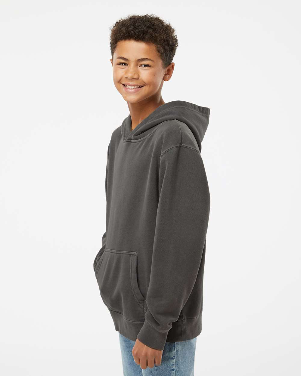 Independent Trading Company Youth 9oz. Midweight Pigment Dye Pullover Hood in Black — side view (2)