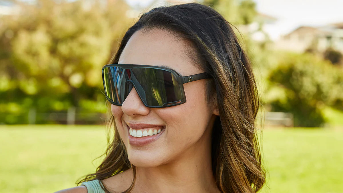Robotron 5000 Campeones - Knockaround Sunglasses