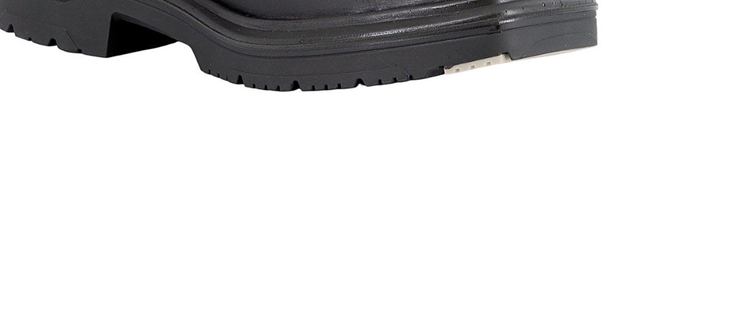 Steel Blue Hobart men's square-toe soft-toe boot — close-up of the lugged TPU Trisole outsole and heel.