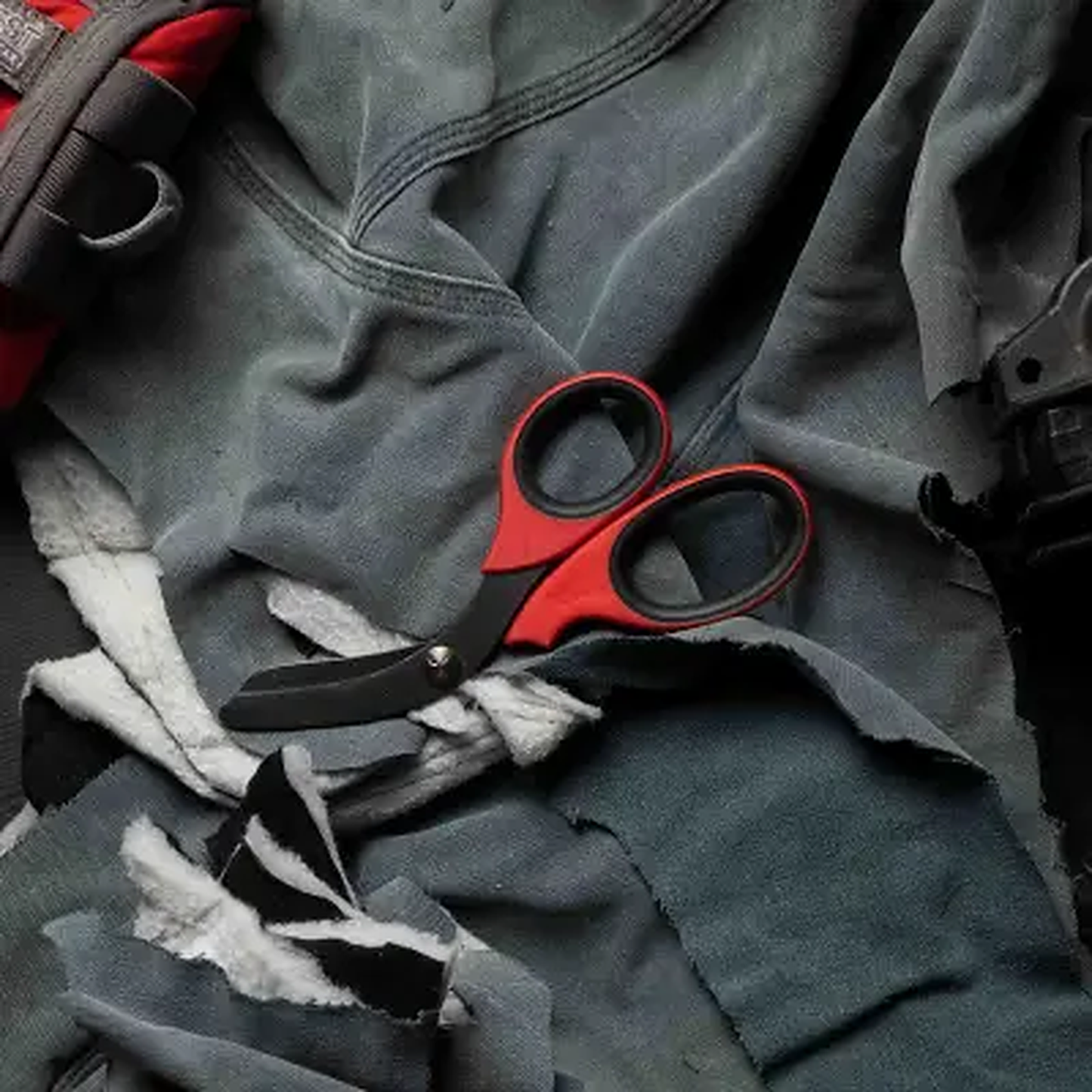 XShear 7.5” Heavy Duty Trauma Shears - side view