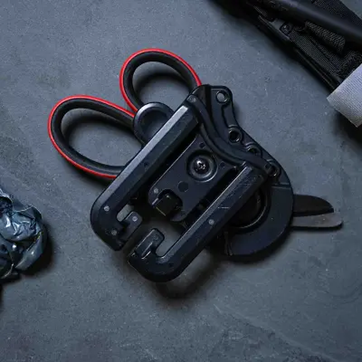 XShear Tactical Holster - side view