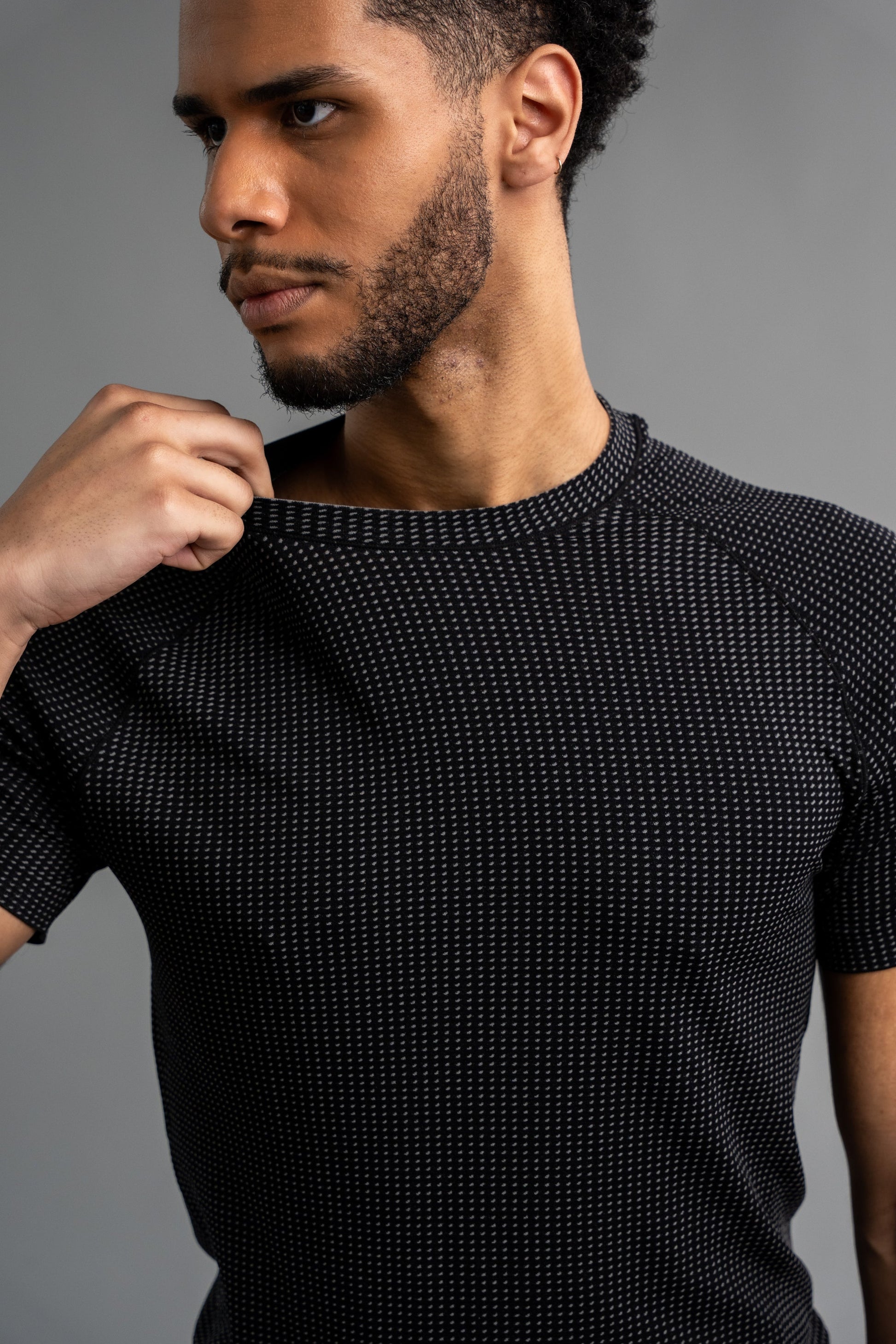 Incrediwear Men's Infrared Recovery Shirt — view 4